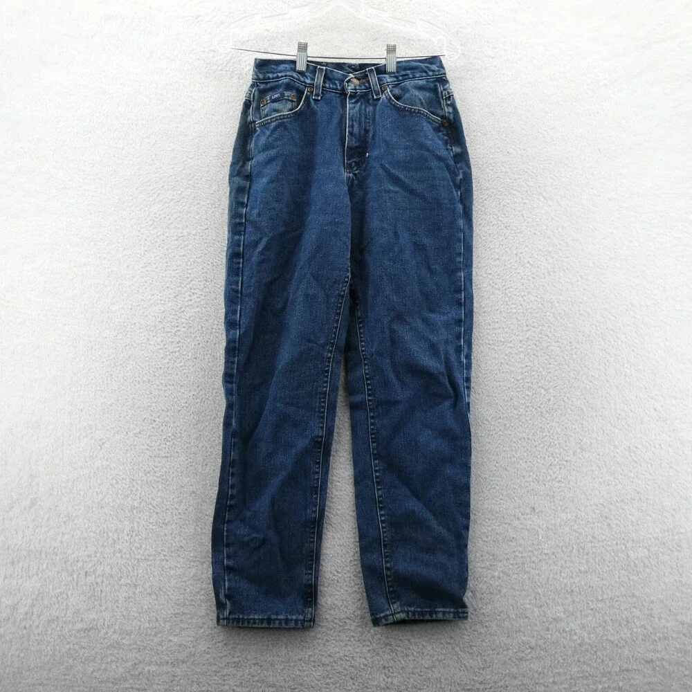 Lee Jeans Straight Women's Size 26x31 Medium Wash Blue Denim Tapered Legs Casual